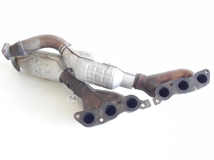 LEXUS IS300 EXHAUST MANIFOLD HEADER HEADERS 1714046080 STOCK OEM