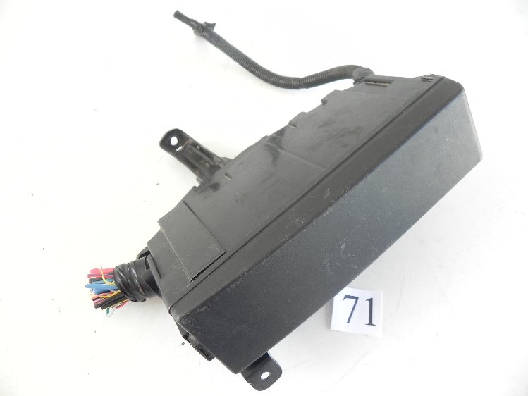 LEXUS IS250 IS350 COVER RELAY BLOCK UPPER NO.1 JUNCTION FUSE BOX 82620