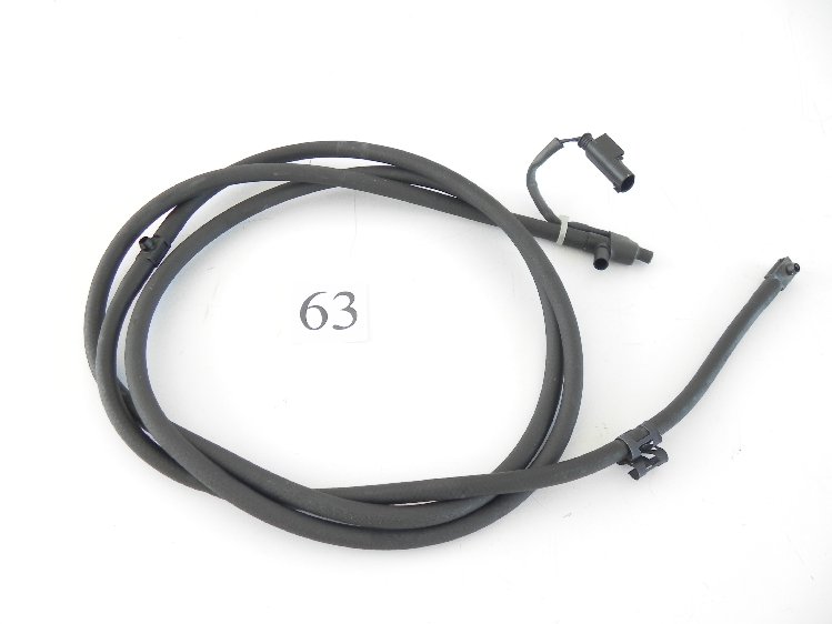 2004 MERCEDES E320 E500 WINDSHIELD WASHER WIPER SPRAY HOSE A2118600092